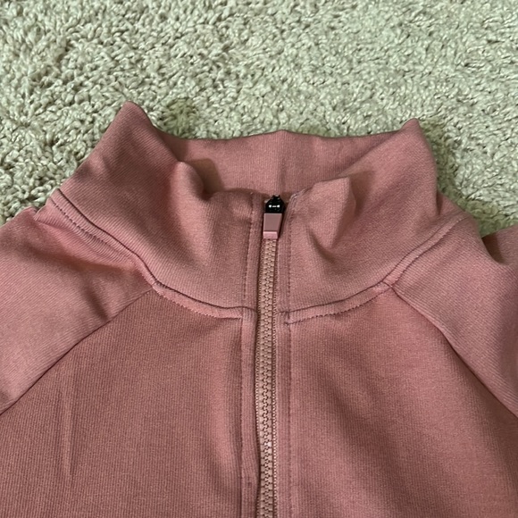 Fabletics cropped zip jacket - Picture 4 of 5